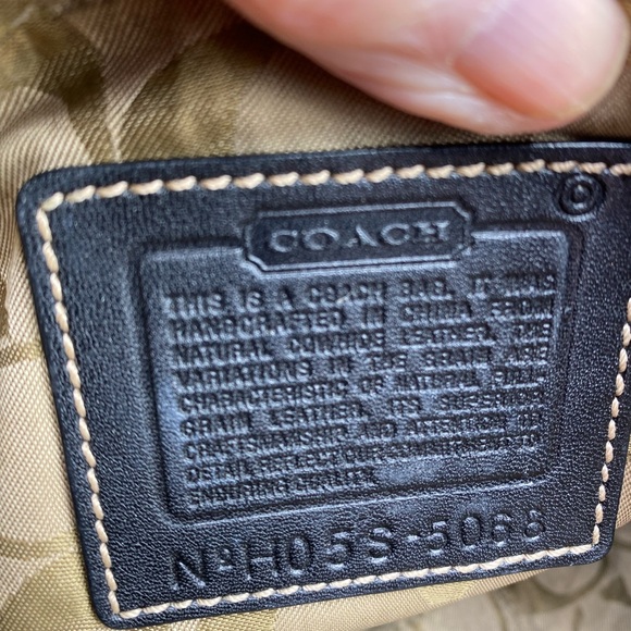 584coach unisex 1941 collection pouch black leather zip top #5086 Preowned - Picture 2 of 9